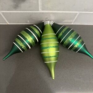 3-VINTAGE UT Unique Treasures Blown Glass Green w/Glitter Teardrop Christmas EUC